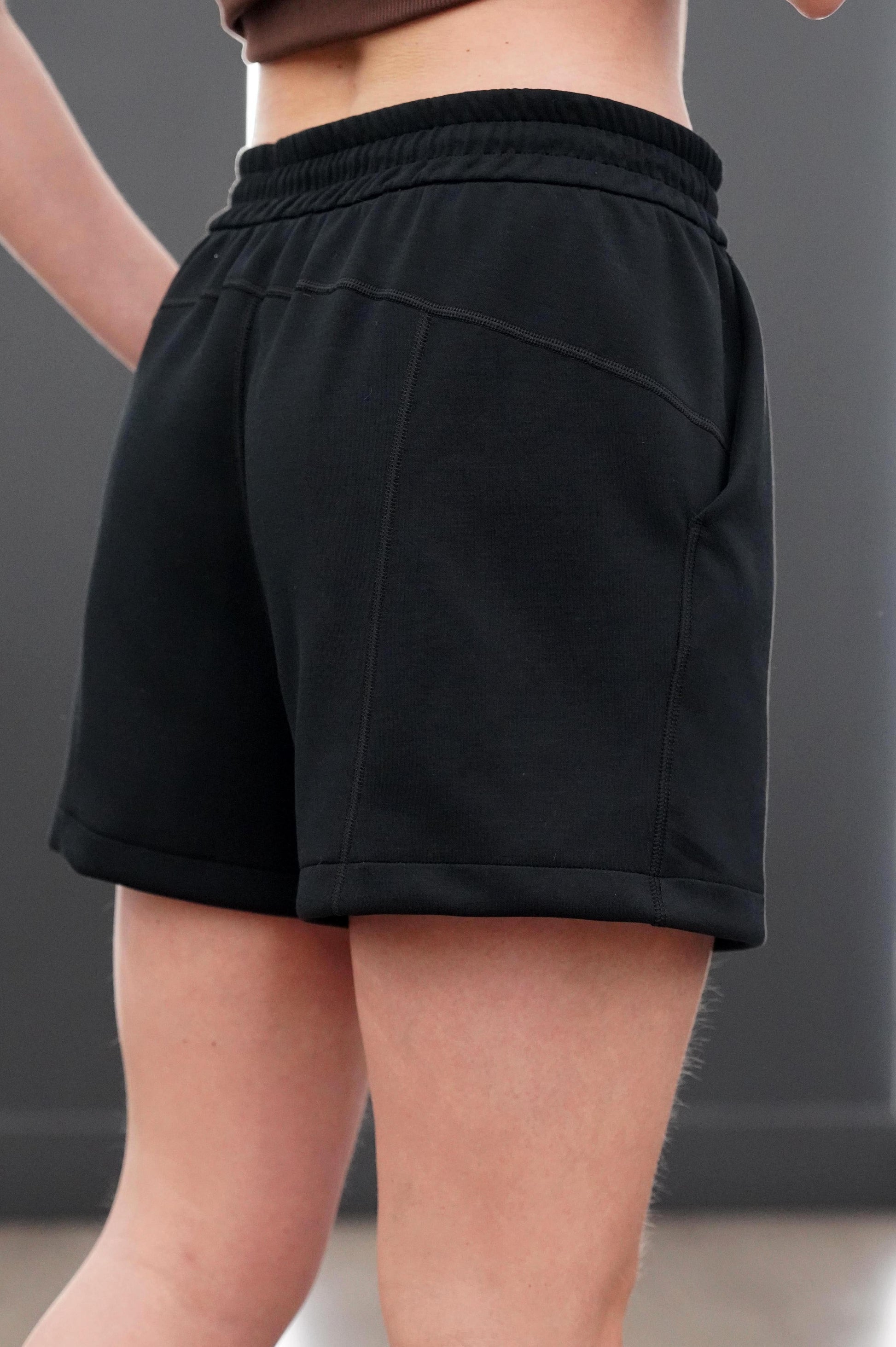 AMY SHORTS - J76 Bamboo Wear