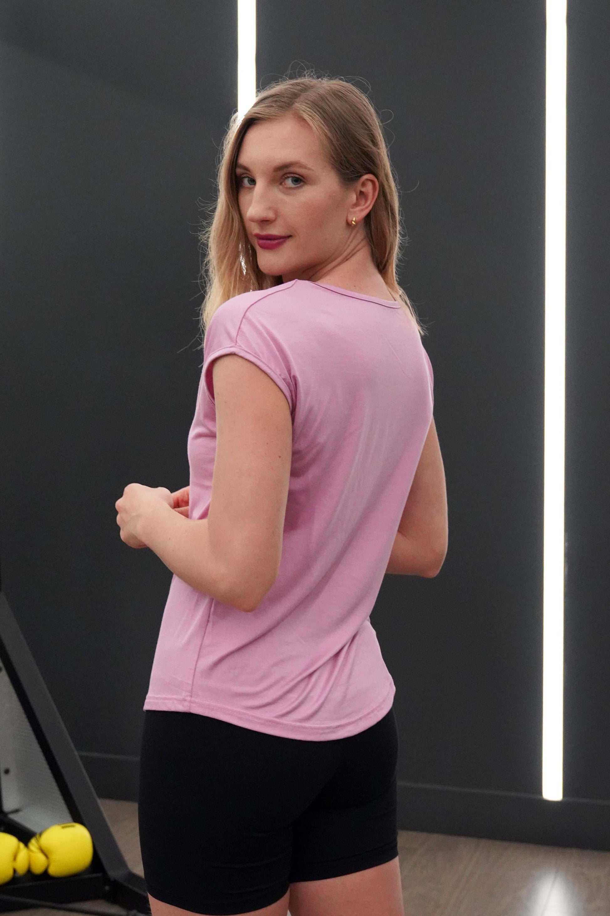 ANNALEE BAMBOO-BLEND V NECK TANK - J76 Bamboo Wear