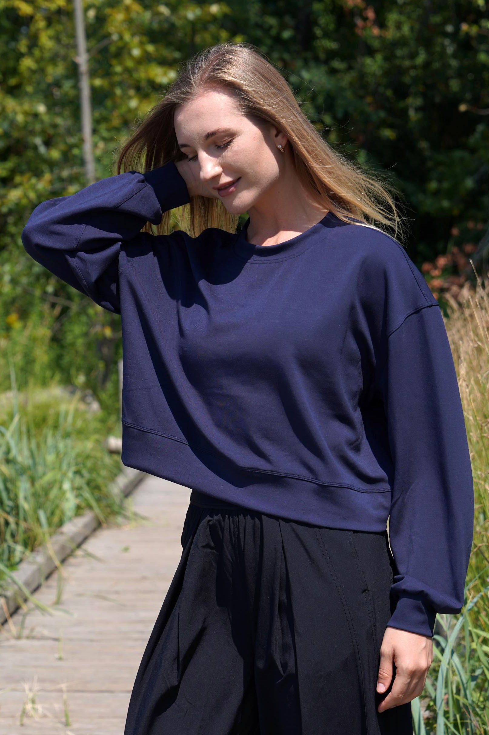 BREEZYFLEX CROP SWEATSHIRT - J76 Bamboo Wear