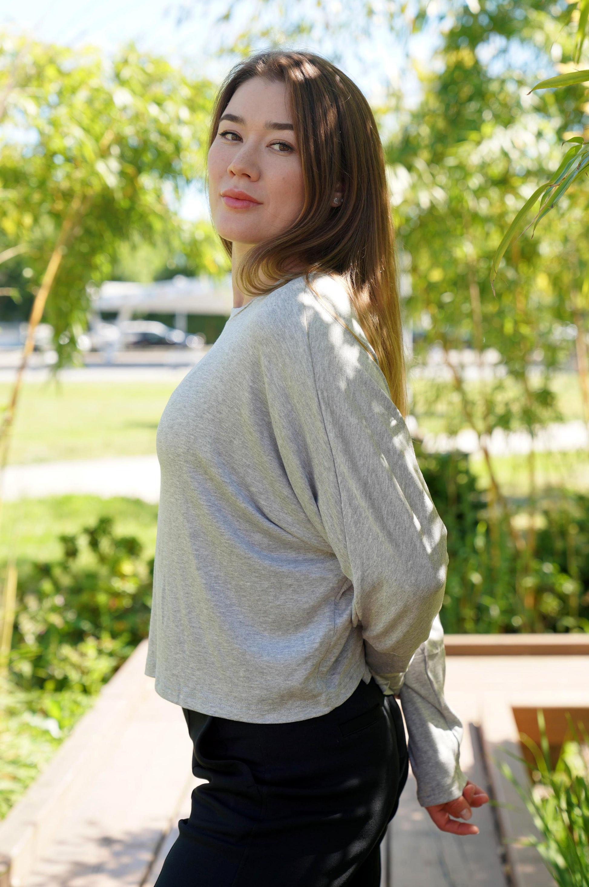 FLOWY BAMBOO-BLEND TOP - J76 Bamboo Wear