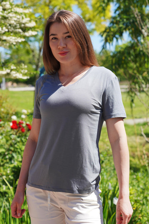 ANDREA BAMBOO-BLEND V NECK TEE