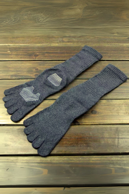 CREW TOE YOGA SOCKS