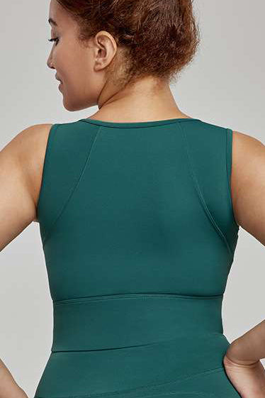 JASMINE ZIP CROP TANK – EXTENDED SIZES