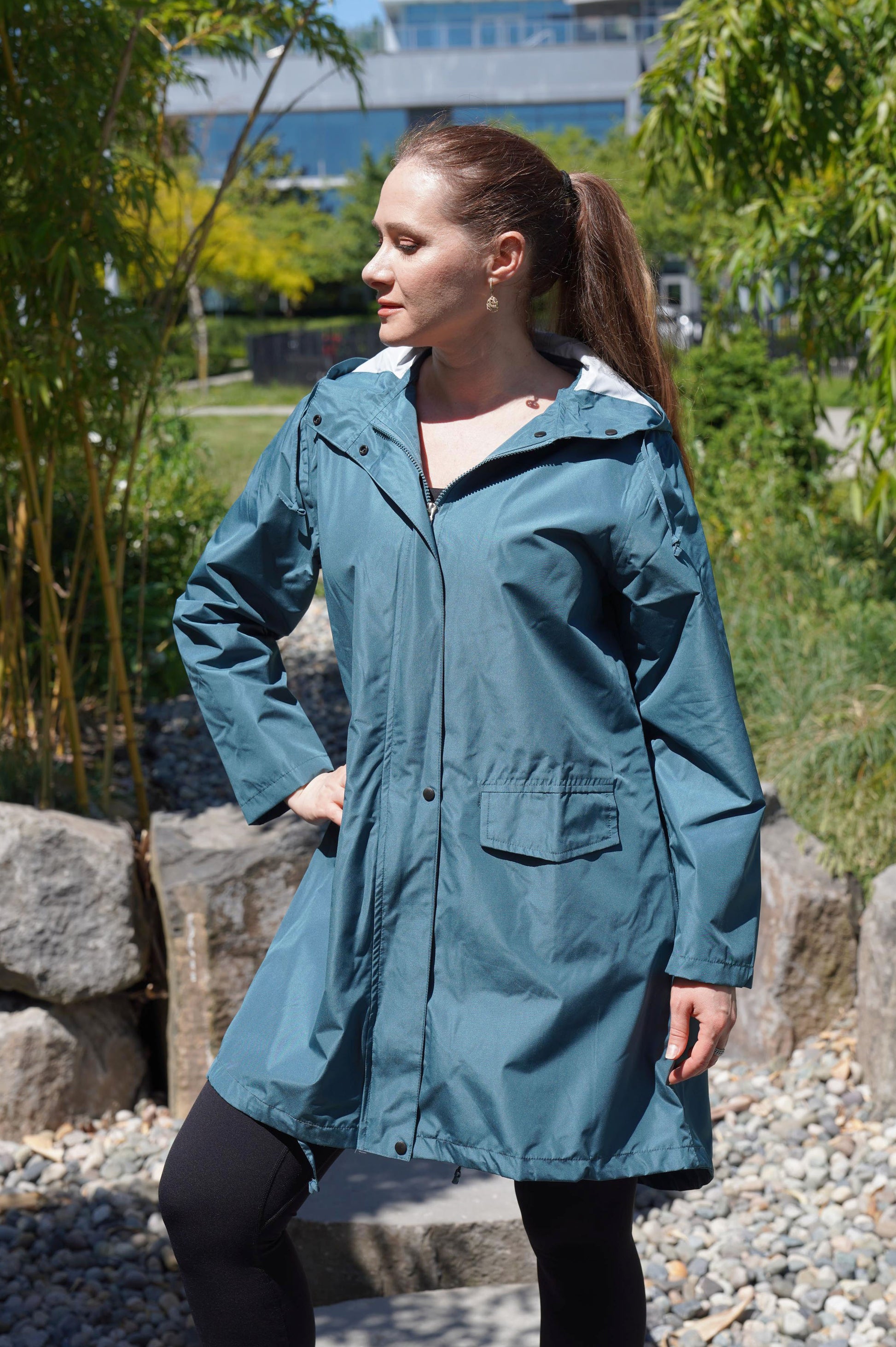 JULIET ULTRA-LIGHT RAINCOAT– EXTENDED SIZES
