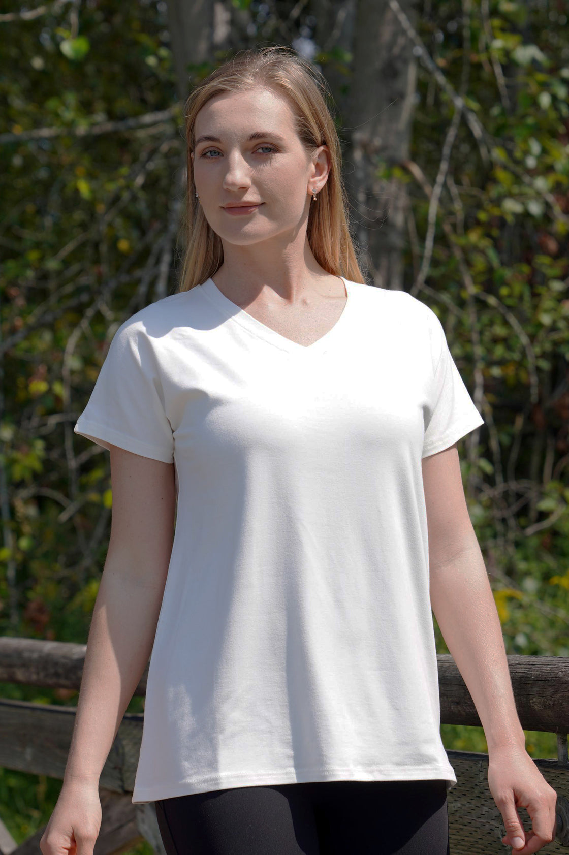 LOLA BAMBOO V-NECK TEE