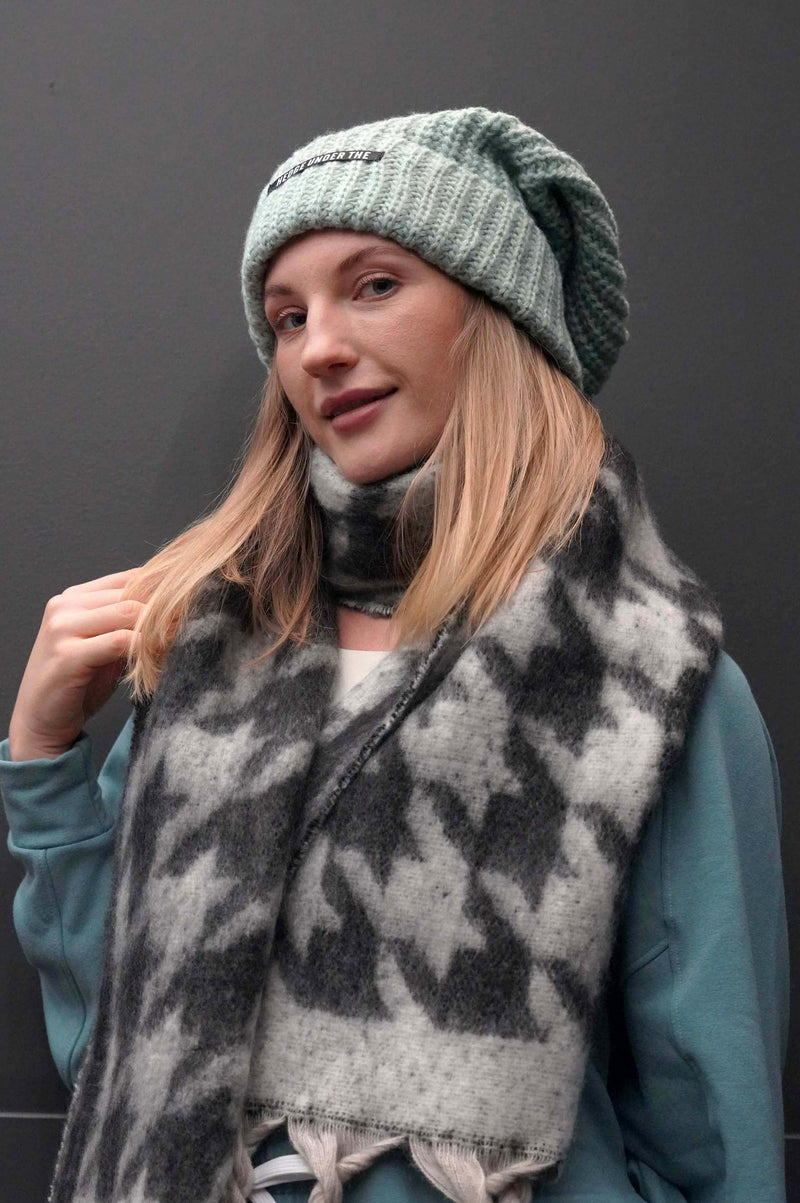 针织大廓形毛线帽