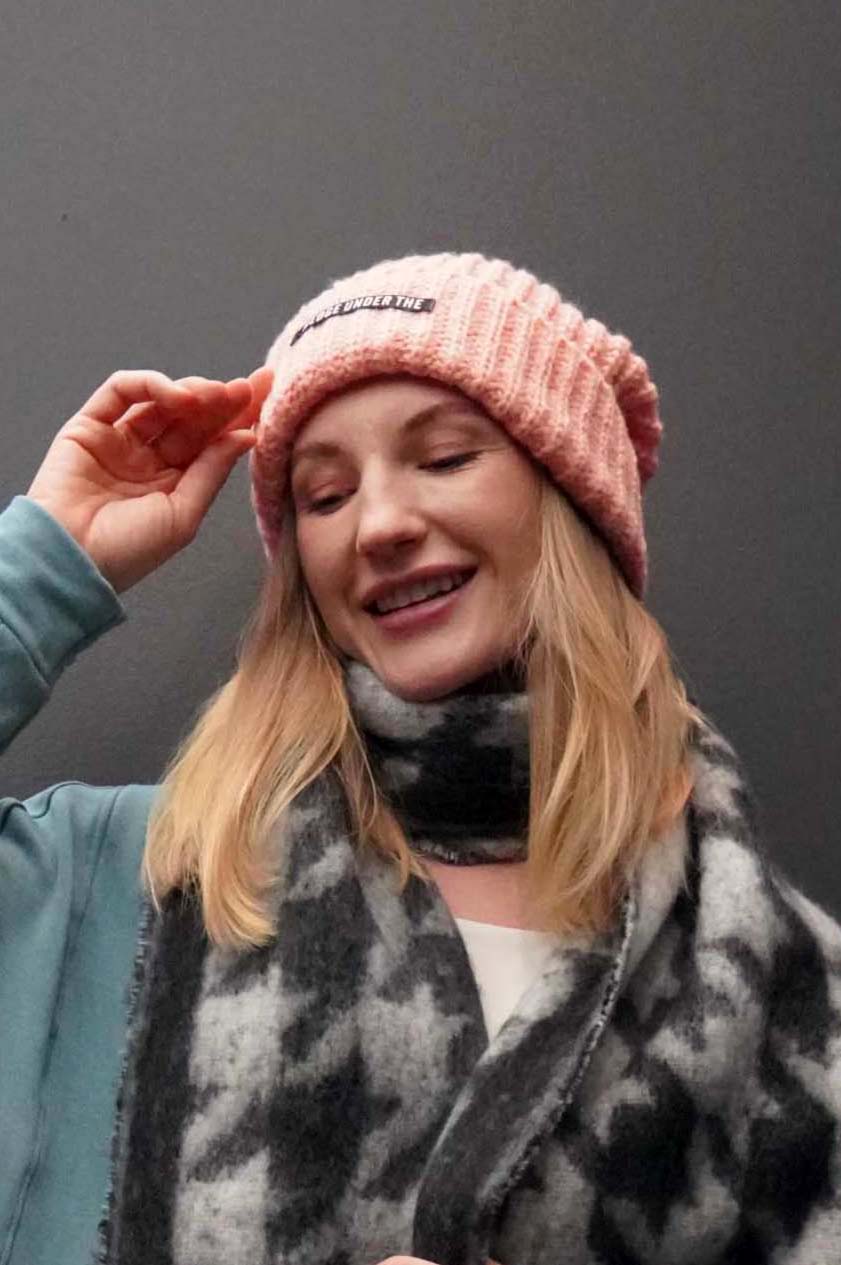 针织大廓形毛线帽