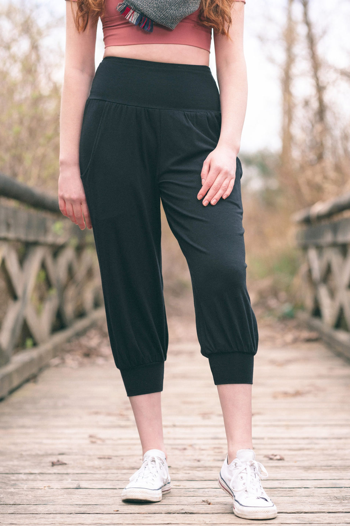 ROSY BAMBOO-BLEND CAPRIS